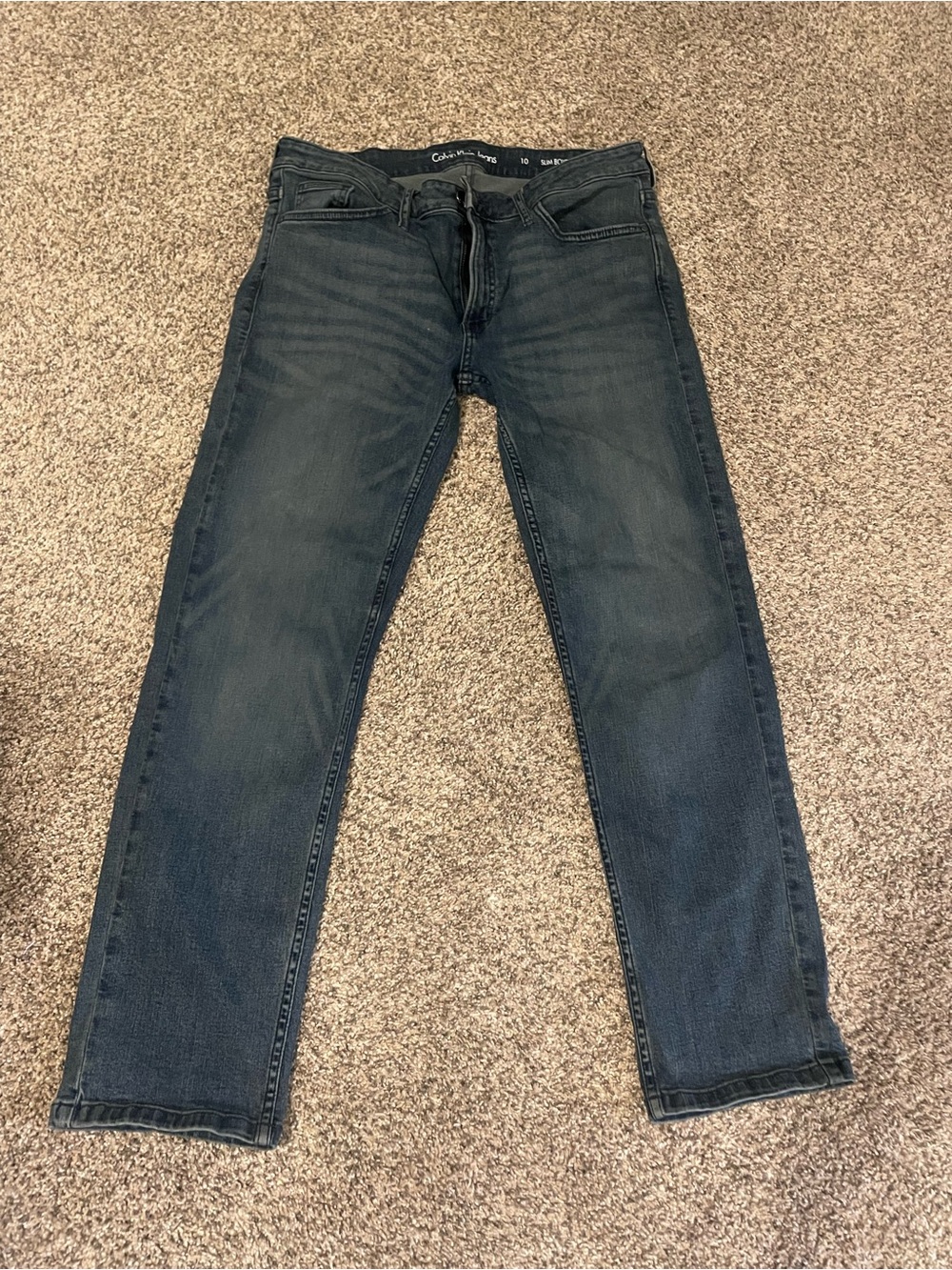 Women’s Calvin Klein slim fit boyfriend jeans size 10.